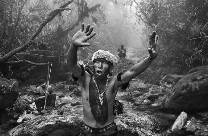 “Sebastião Salgado. Amazônia” alla Fabbrica del Vapore