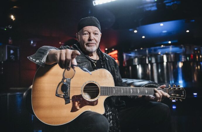 Vasco Rossi il Supervissuto, docu-serie Netflix sul Blasco