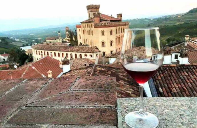 Brindisi sotto il magico cielo d’estate, torna Calici di Stelle