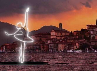 Il Lago d’Iseo torna a splendere con installazioni di “floating art”