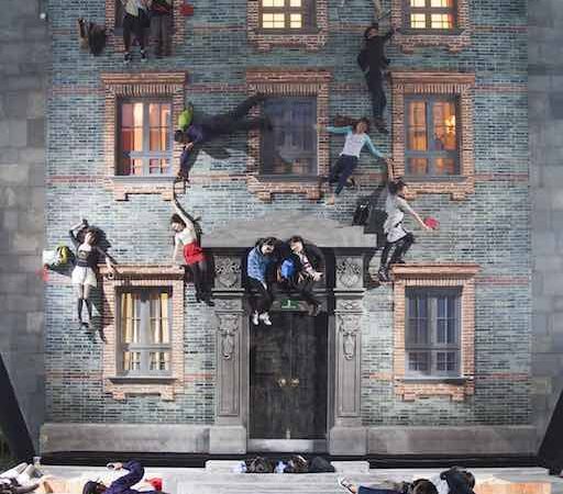Oltre la Soglia, a Palazzo Reale il “mondo sospeso” di Erlich
