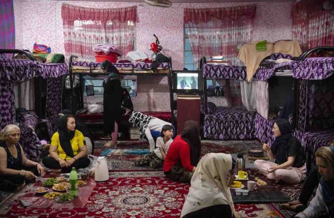 Kiana Hayeri: Afghanistan, spiragli di pace. In carcere