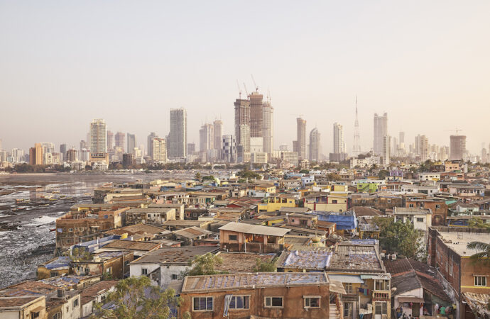 Mumbai, la megalopoli lievita sopra le antiche baraccopoli